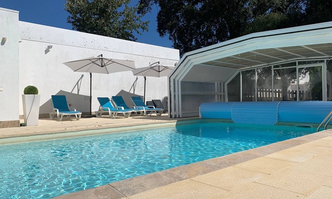 Santa Maria da Feira Maison | Casa do Pinheiro Pool and SPA