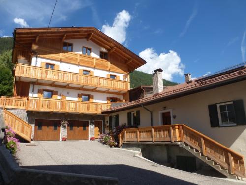 San Giovanni di Fassa Appartement | Casa Dorich