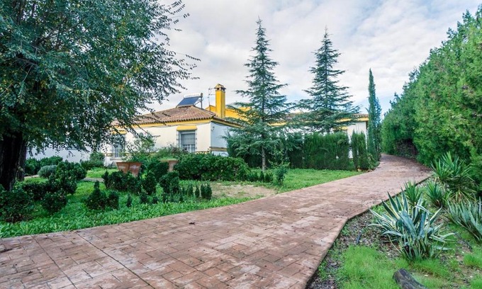 Palomares del Rio Maison | Casa Elizabeth