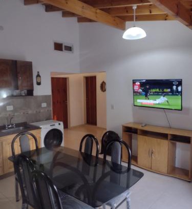 Jose Marmol Appartement | Casa en Jose Marmol con entrada individual