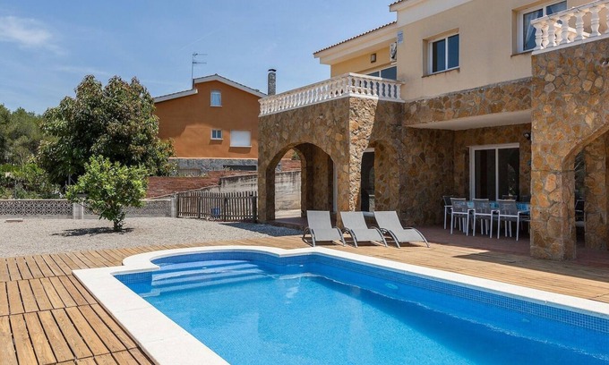 La Prosperitat Maison | Casa en la Montaña Cerca de la Playa