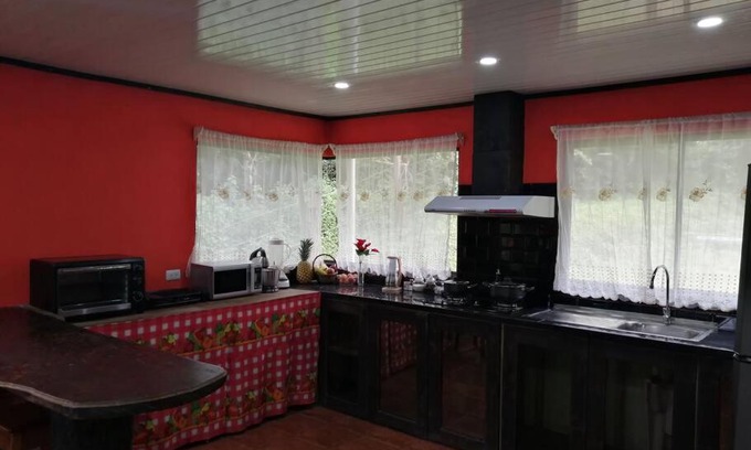 Sierra Maison | Casa Encanto de Mía