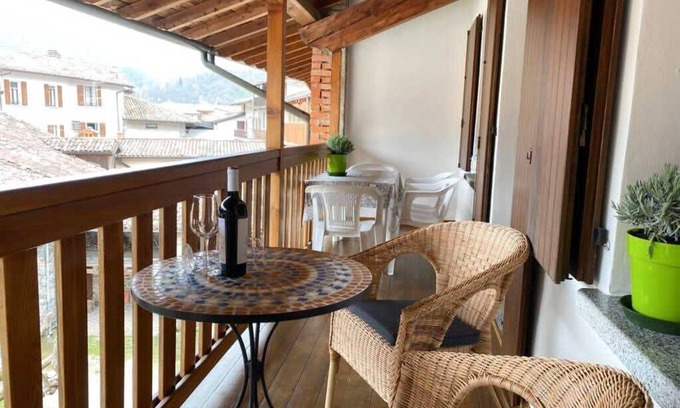 Idro Appartement | Casa Enrica type E2, jusqu'à 4 personnes, à 200m du lac, endroit calme et très romantique