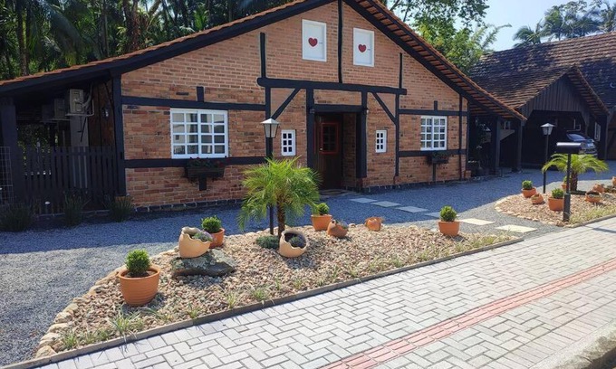 Pomerode Maison | Casa Enxaimel 02 em Pomerode