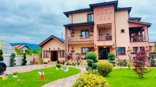 Jiblea Veche Lit Et Petit-Déjeuner | CASA ERk