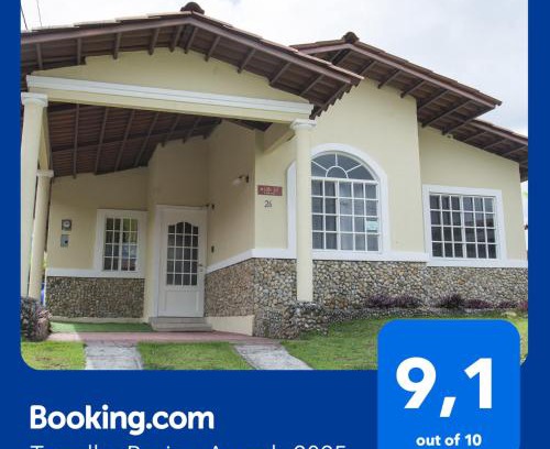 Alto Boquete Maison | Casa estilo cabaña “Villa Sol” en Alto Boquete