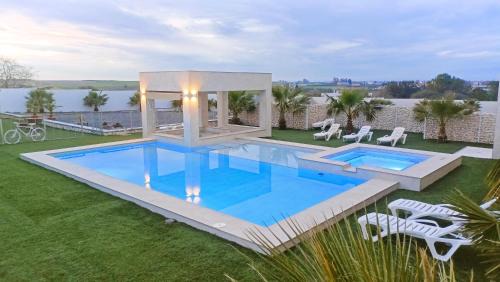 Fuentes de Andalucia Maison | Casa FERTONIA