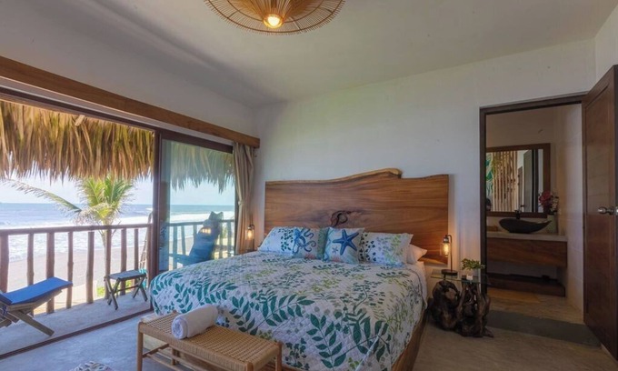 Escuintla Maison | Casa Fly Paredon