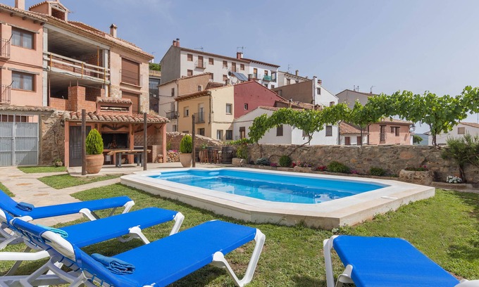San Agustin Appartement | Casa Fuster, appartement Los Robles à San Agustín (Teruel)