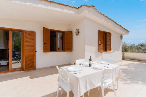 Sant'Isidoro Maison | Casa Giogre' by BarbarHouse