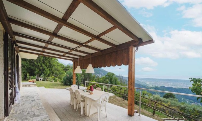 Seravezza Maison | Casa Giulia by Interhome