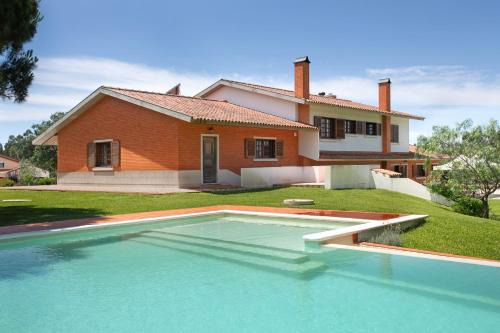 Mira Maison | Casa Greenside of Sea