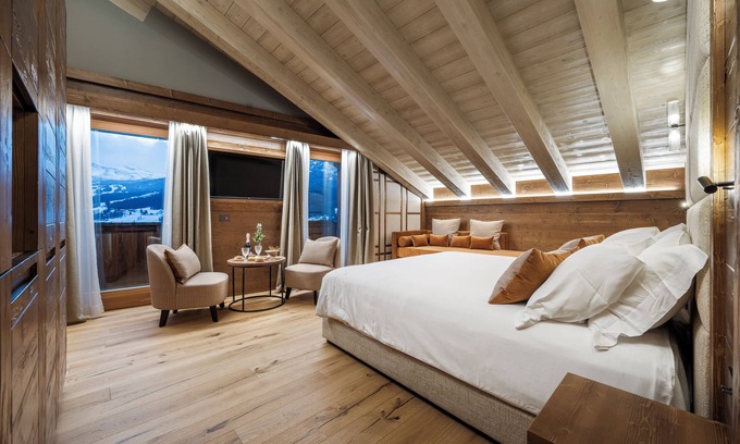 Cortina d'Ampezzo Hôtel | Casa Guargne'