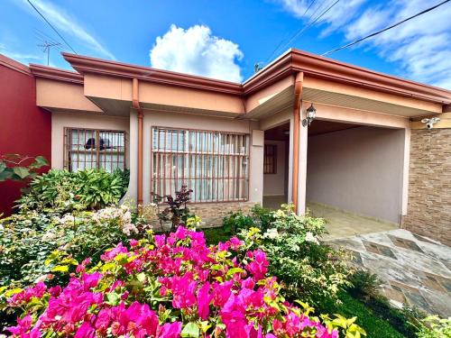 Roble Appartement | Casa independiente de un piso en Barva Heredia Costa Rica