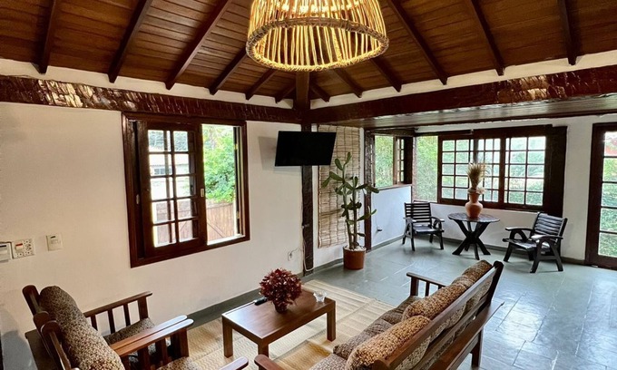 Portal da Ferradura Maison | Casa Inteira Exclusiva no Centro de Búzios - Próximo à Rua das Pedras