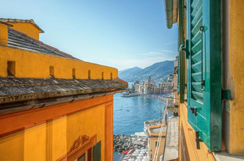 Camogli Appartement | CASA IRIS Confort e Mare a Due Passi