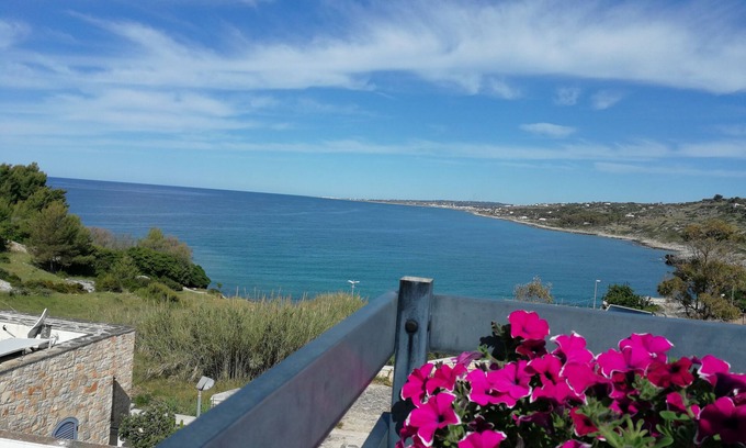 Marina San Gregorio Appartement | BAIE 2 à 50 m de la mer du Salento avec WIFI GRATUIT (DERNIÈRE MINUTE)