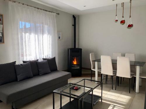 Las Navas Del Marques Appartement | Casa La Mimbrera