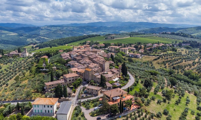 San Donato in Poggio Appartement | Casa Lensi by Interhome