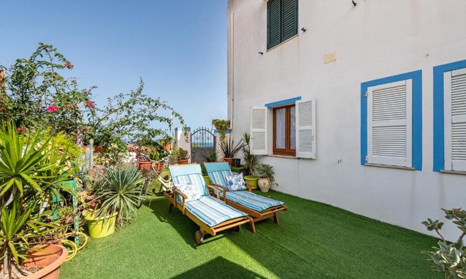 Calasetta Maison | Casa Leo