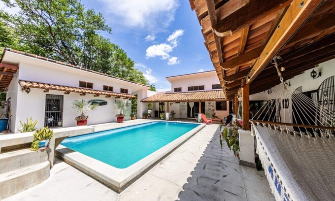 Playa Colorado Maison | Casa Lia Rose - Steps from the Beach!