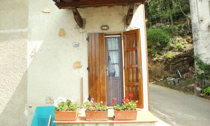 Stazzema Maison | Casa Linda a window to the sea