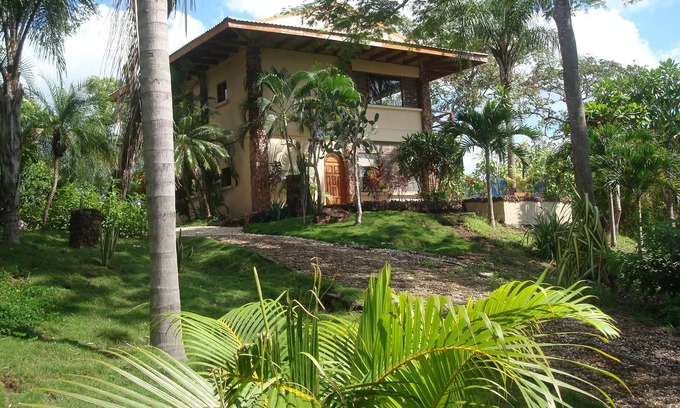 Playa Grande Maison | CASA LINDA VISTA / MARCHE VERS LA PLAGE ET LE SURF / PAISIBLE ET PRIVÉ / COUCHAGES 2 à 15