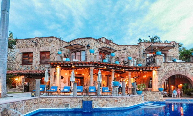 Club Deportivo Maison | Casa Lisa by Villa Vera