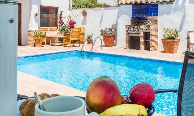 Pinos del Valle Maison | Casa Luna - 16th century traditional spanish village house