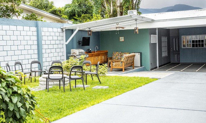 San Isidro de El General Hôtel | Casa Luz