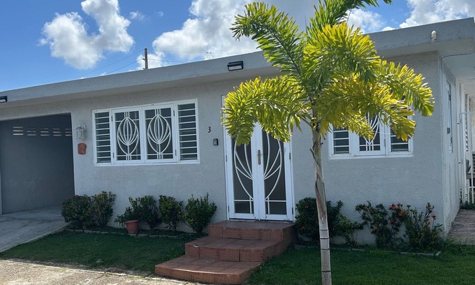 Ceiba Maison | Casa Luz is a spacious 5BR+ 2B Home Near Ferry and Airport to Culebra & Vieques