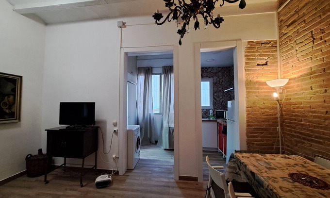 Sants-Badal Appartement | Casa Mia Barcelona & Barça