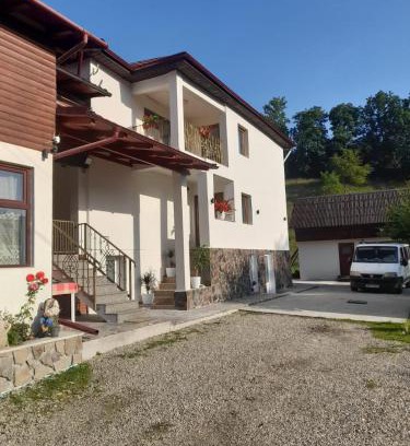 Viseu de Sus Maison | Casa M&M