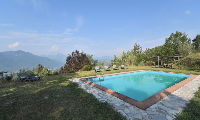 Coreglia Antelminelli Maison | Vacation Home à Coreglia Antelminelli avec 3 chambres à coucher, 6 couchages