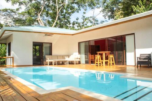 Manzanillo Maison | Casa Manzanillo Surf
