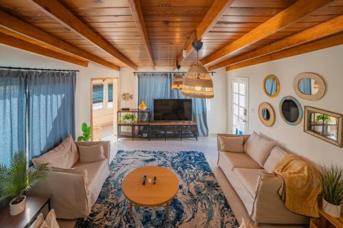 Ensenada Maison | CASA MARES - Beach and Sun