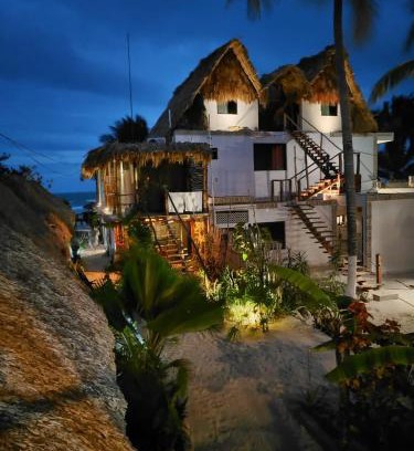 El Cuyo Appartement | Casa Mate BeachFront HOUSES El Cuyo