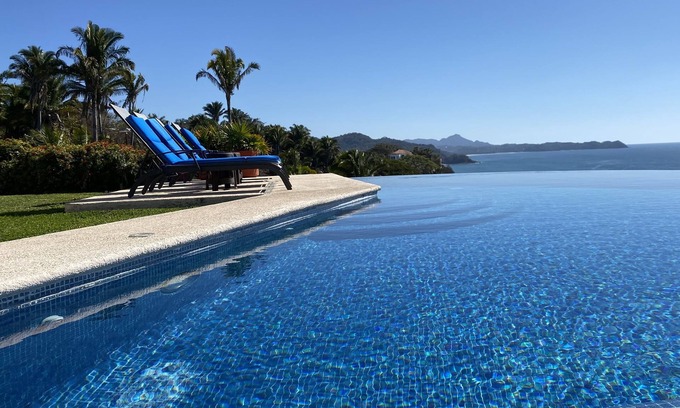San Francisco Maison | Casa Melissa -Oceanfront, vues fabuleuses, piscine à débordement,, tennis privé