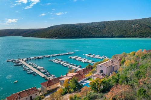 Trget Maison | Casa Mia near the sea with a stunning view