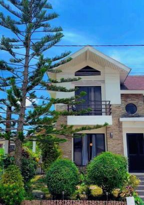 Amadeo Appartement | Casa Miranda Entire House in Tagaytay