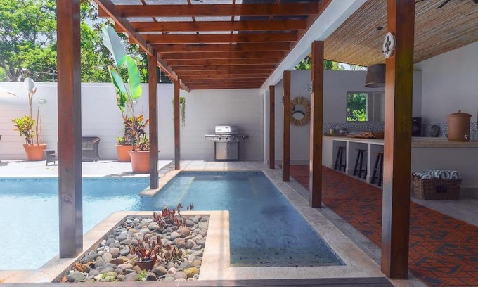 Chiguata Maison | Casa Mona Oasis