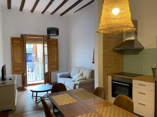 Castello d'Empuries Appartement | Casa Moner Loft edifici històric centre medieval de Castelló