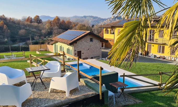 Canelli Chalet De Ski | Casa Monforte-relax nelle colline del Monferrato