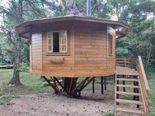 Apiai Autre | Casa na Árvore - Chalé Quemeninho