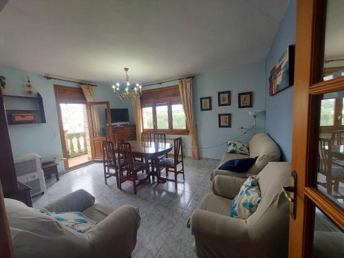 Abiego Appartement | Casa Nasarre- Acogedora casa rural con garaje con vistas a la Sierra de GUARA