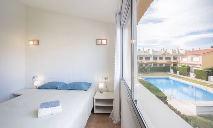 Miami Platja Appartement | Ocean House, à 50 mètres de la plage. Piscine, WIFI, A / C. 5 'Cambrils