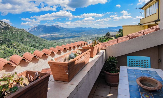 Nuoro Appartement | Casa Ortobene - One Bedroom Apartment, Sleeps 2