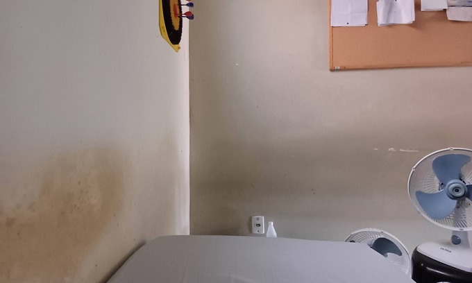 Parafuso Maison | Casa Para Passar a Chuva