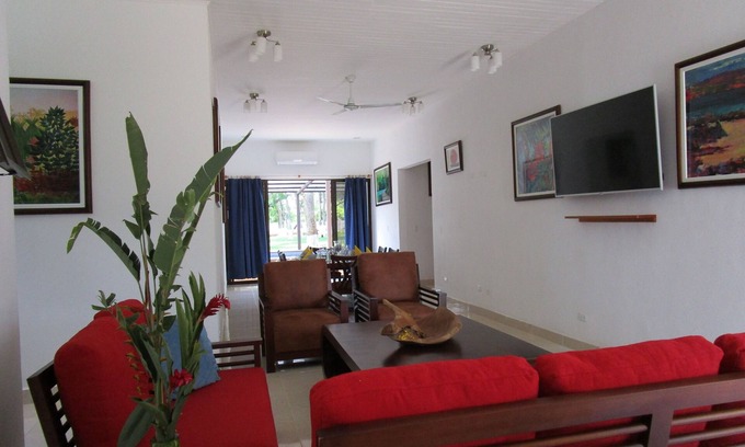 Playa Negra Appartement | Casa Pacifico 2-bedroom Apartment #1 Butterfly