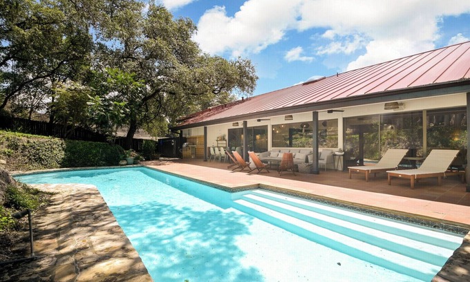Medical Center District Villa | Casa Paloma - Stunning Luxurious Villa w/ Pool